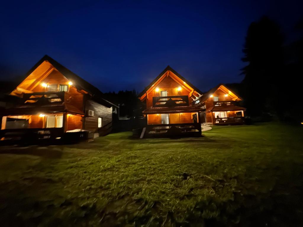 Chalet Woerthersee by night